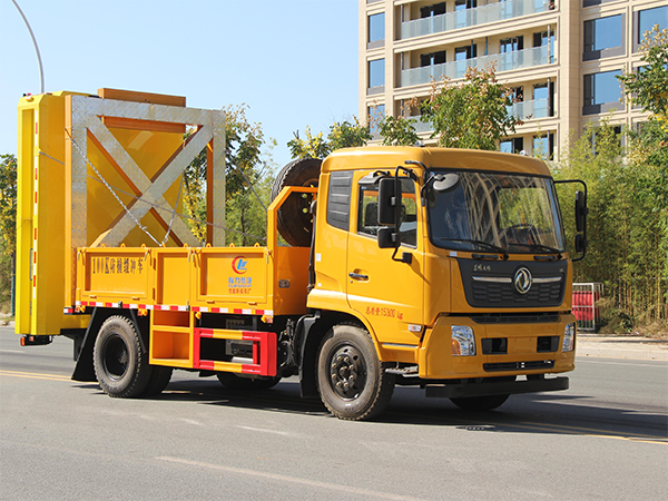 CLW5150TFZD6防撞緩沖車(chē)